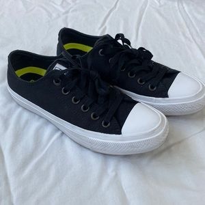 Converse size 7w